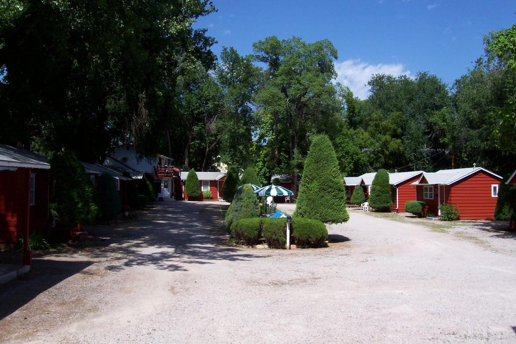 Garden Cottages Motel - Rapid City Exterior photo