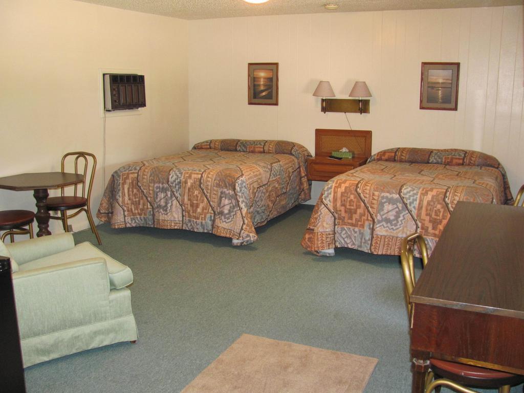 Garden Cottages Motel - Rapid City Room photo